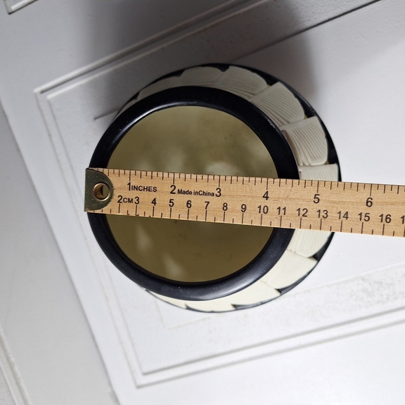 Partylite Black and Cream Feather Native American Pattern Light Candle Holder - Picture 6 of 10